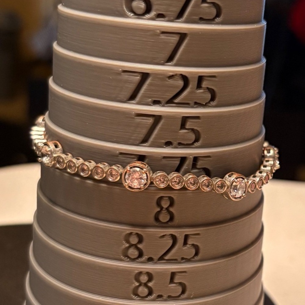 Tennis Bracelet Women 7.75in Silver/Gunmetal Good Cubic Zirconia Deco